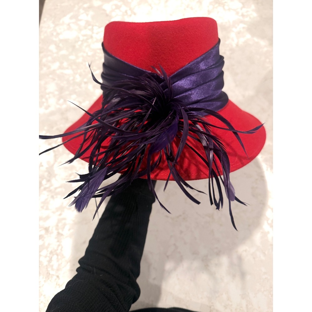 Something Special‎ Red Wool Felt Hat Purple Satin Band Feather Vintage Cloche